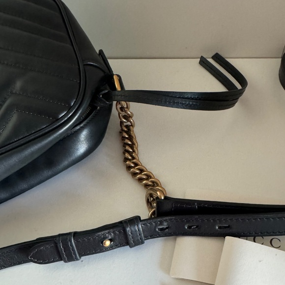 Gucci GG Marmont small camera bag - Picture 8 of 10